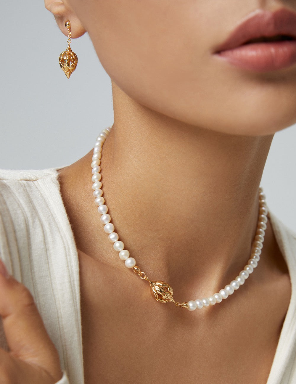 Exquisite Natural pearl necklace | s925 silver plated with 18k real gold