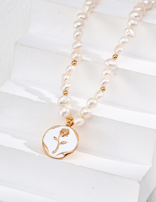 Natural pearl ｜glaze rose pendant necklace